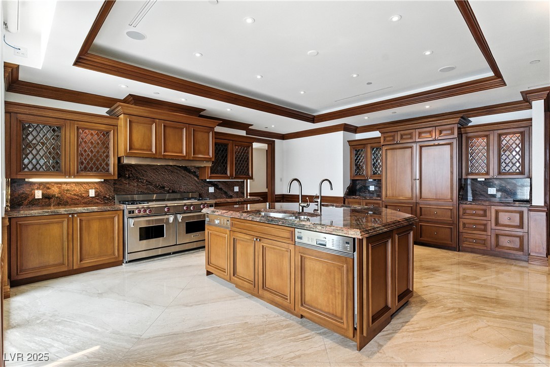 2747 Paradise Road 3801