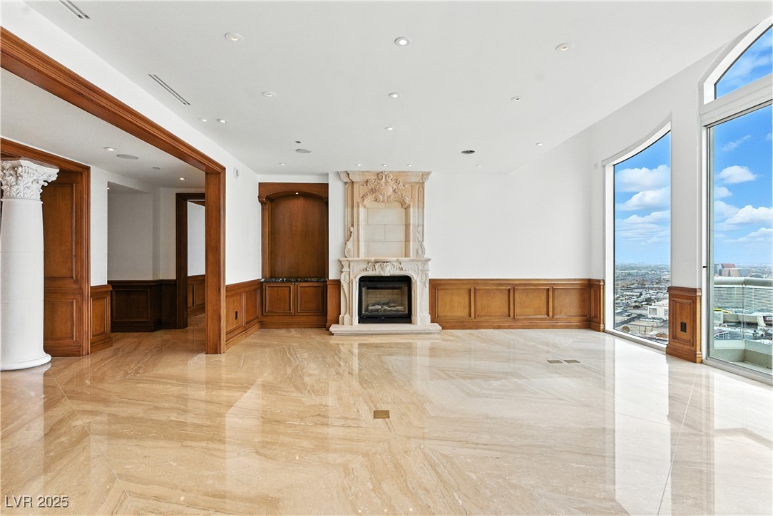 2747 Paradise Road 3801