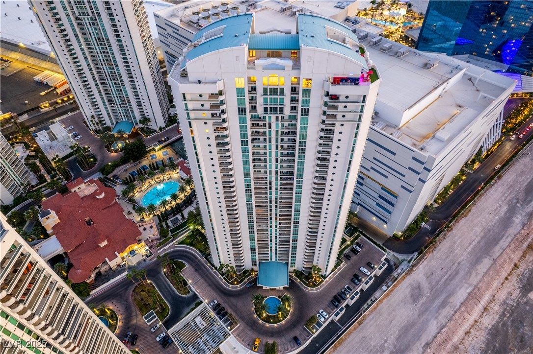 2747 Paradise Road 3801