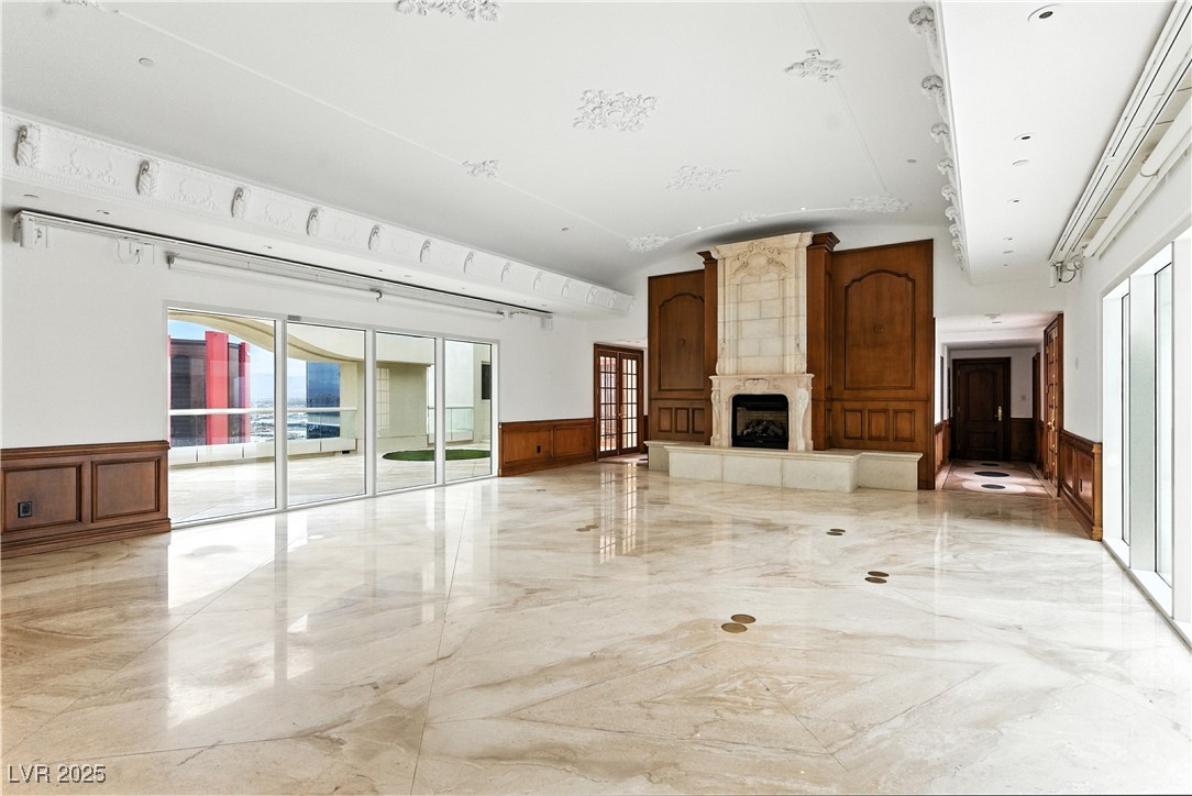 2747 Paradise Road 3801