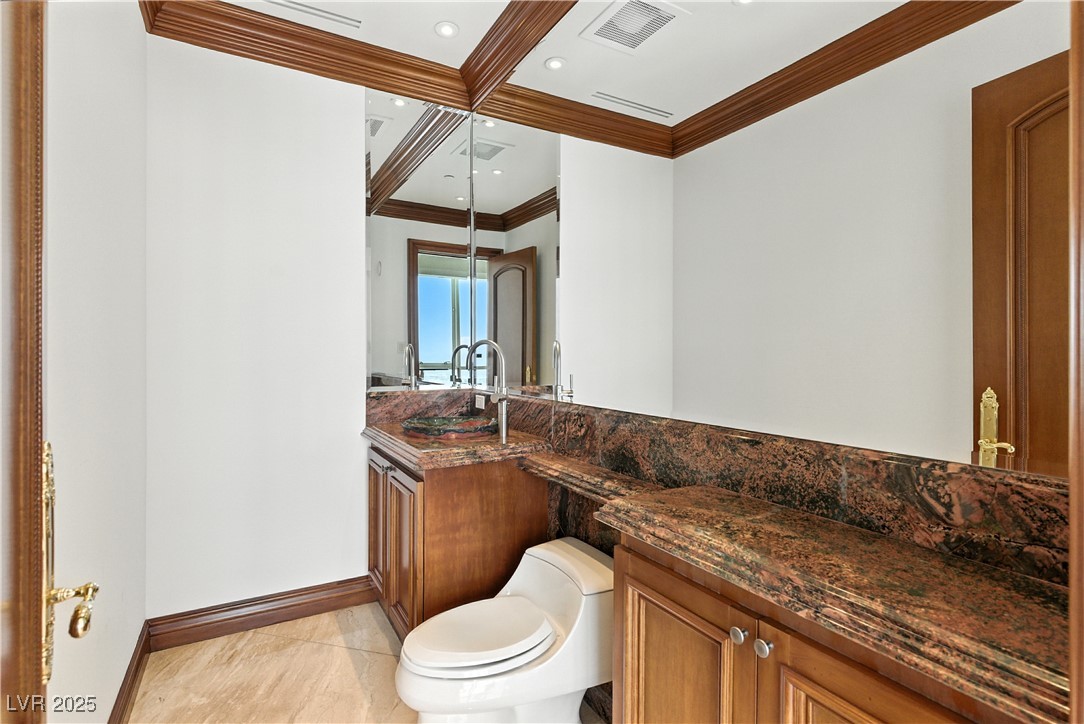 2747 Paradise Road 3801