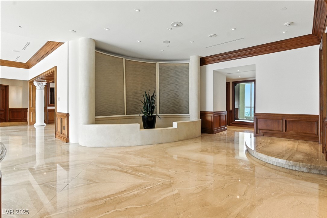 2747 Paradise Road 3801