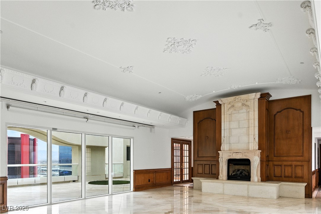 2747 Paradise Road 3801