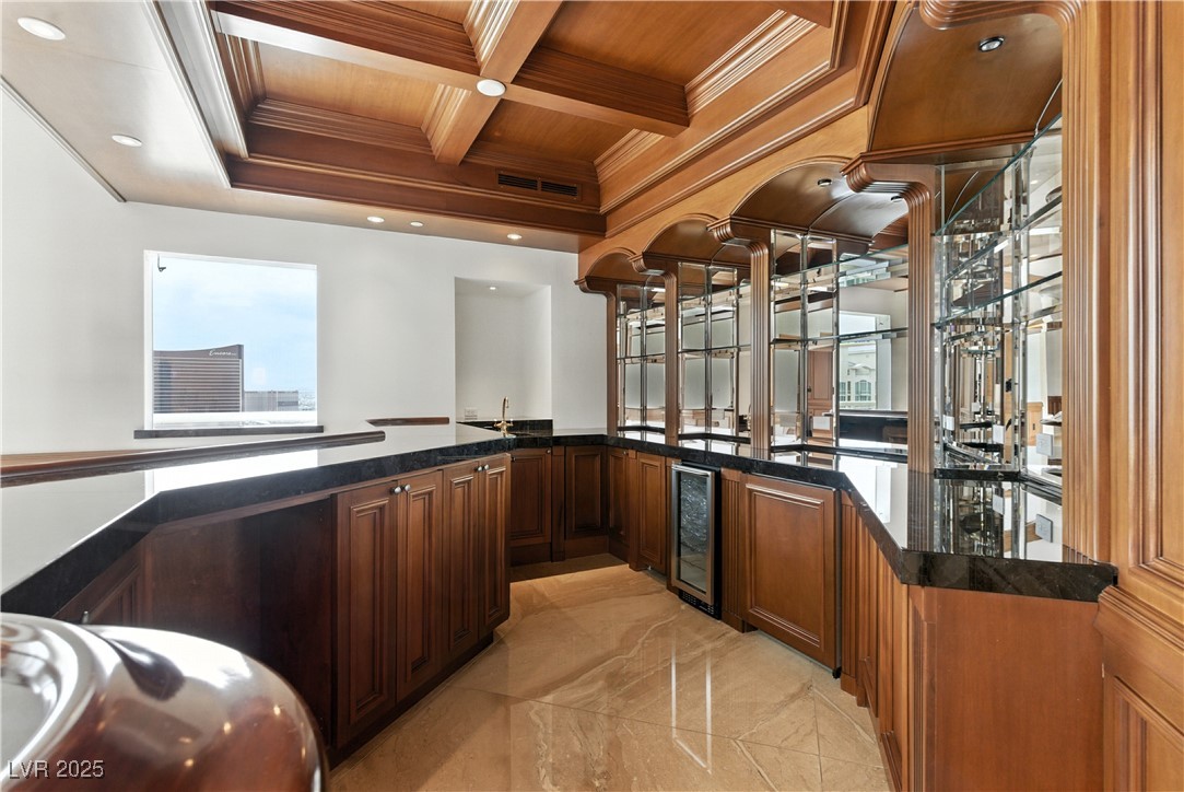 2747 Paradise Road 3801