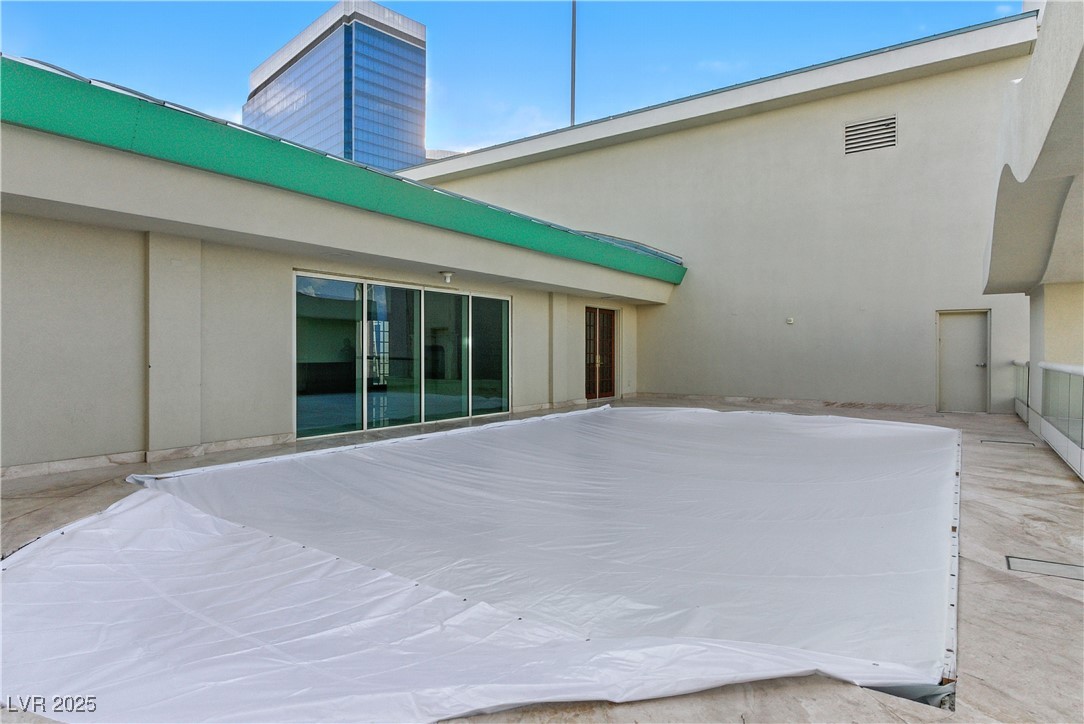 2747 Paradise Road 3801