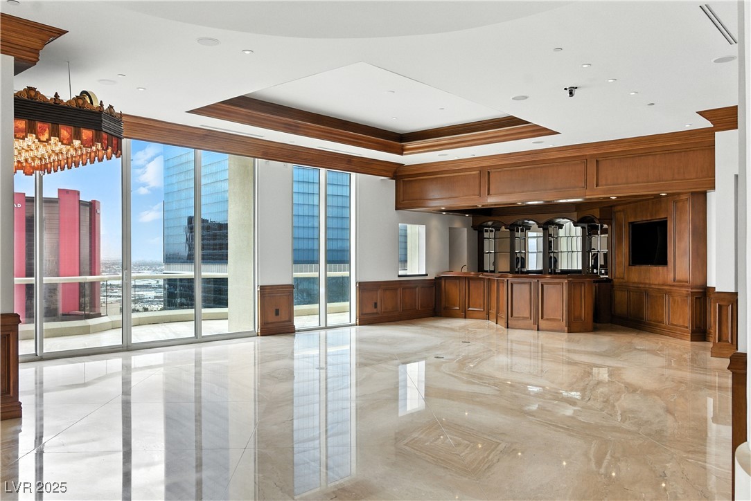 2747 Paradise Road 3801