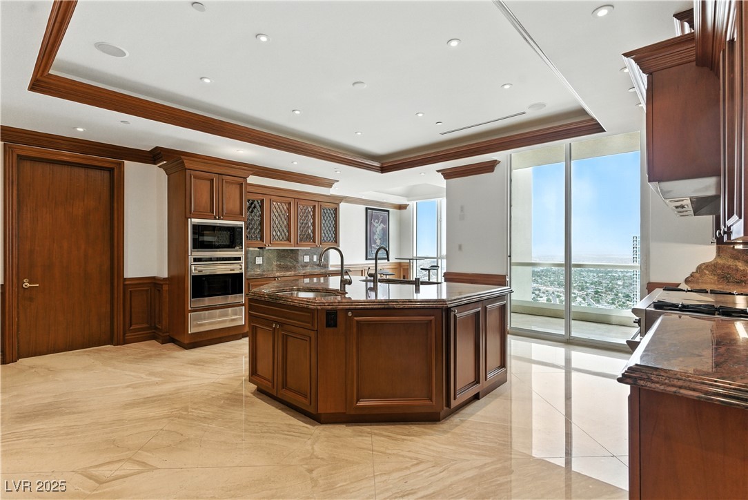2747 Paradise Road 3801