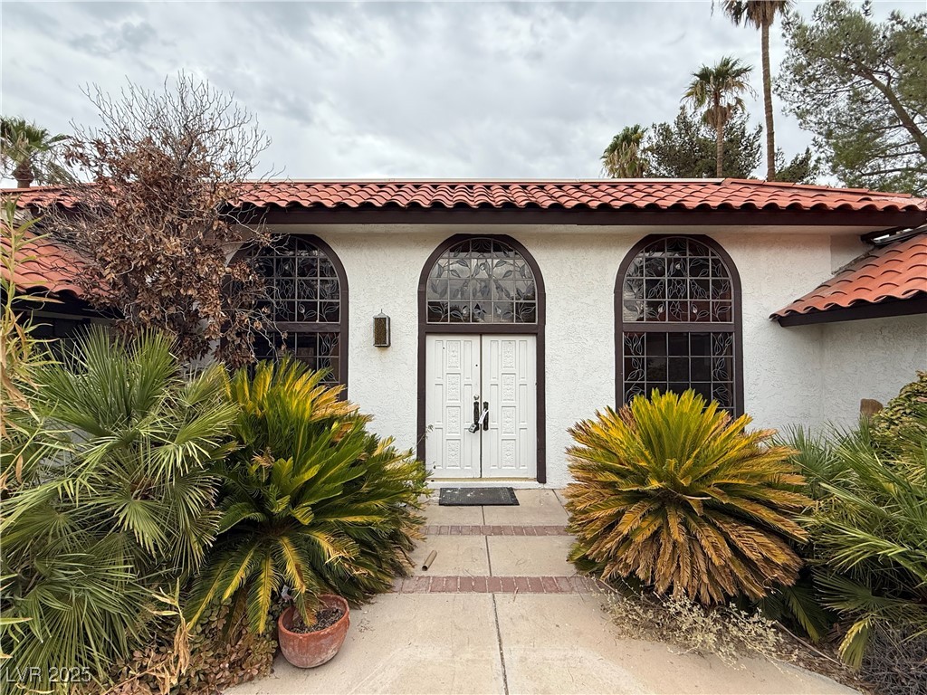 312 Lacy Lane