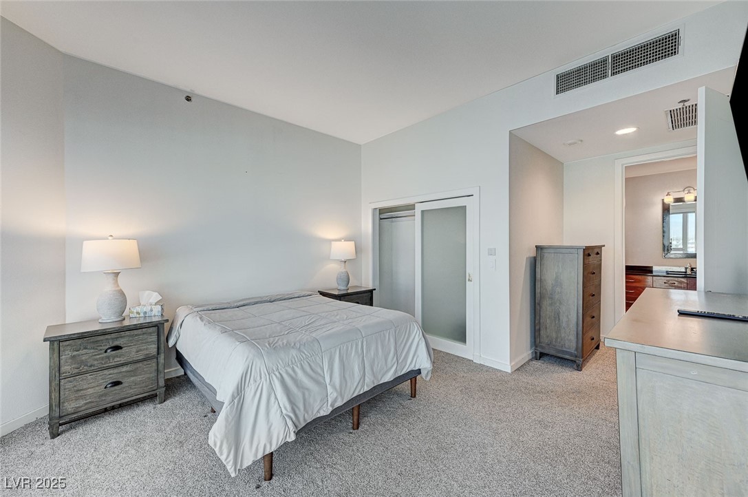 4525 Dean Martin Drive 1208