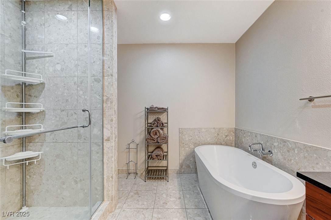 4525 Dean Martin Drive 1208