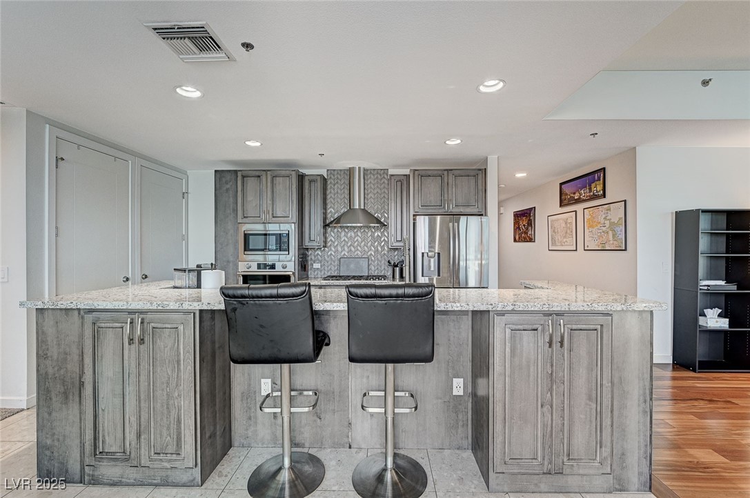 4525 Dean Martin Drive 1208