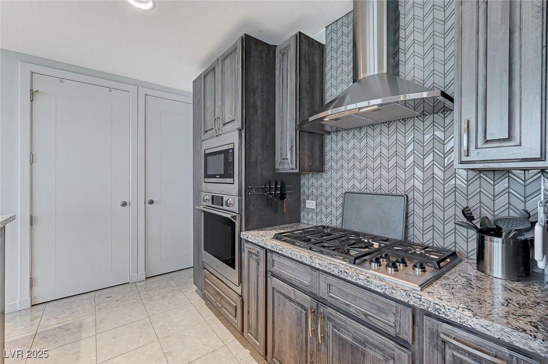 4525 Dean Martin Drive 1208