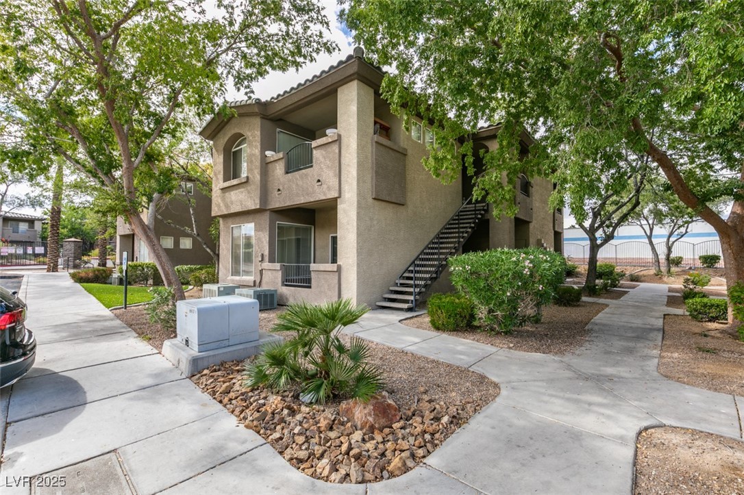 4400 South Jones Boulevard 1057
