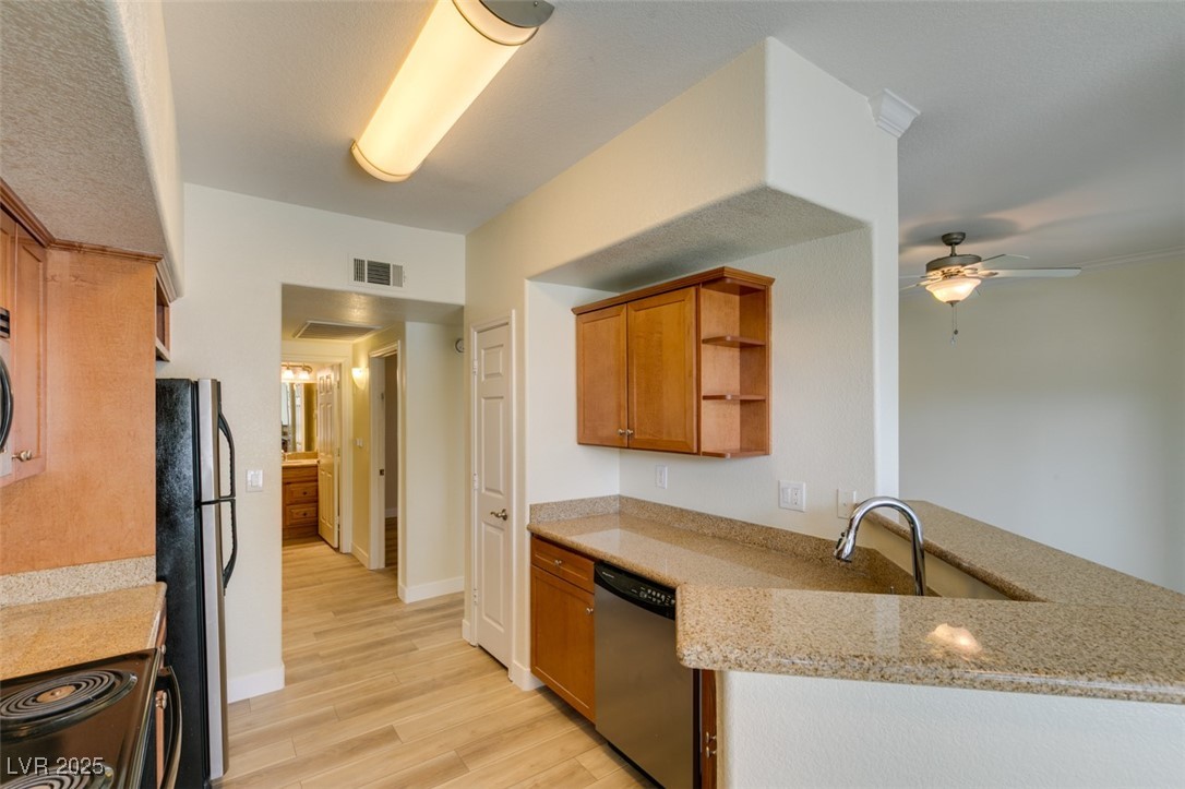 4400 South Jones Boulevard 1057