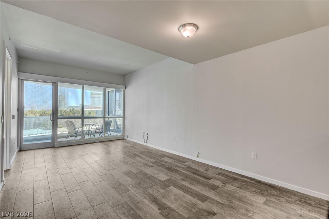4575 Dean Martin Drive 711