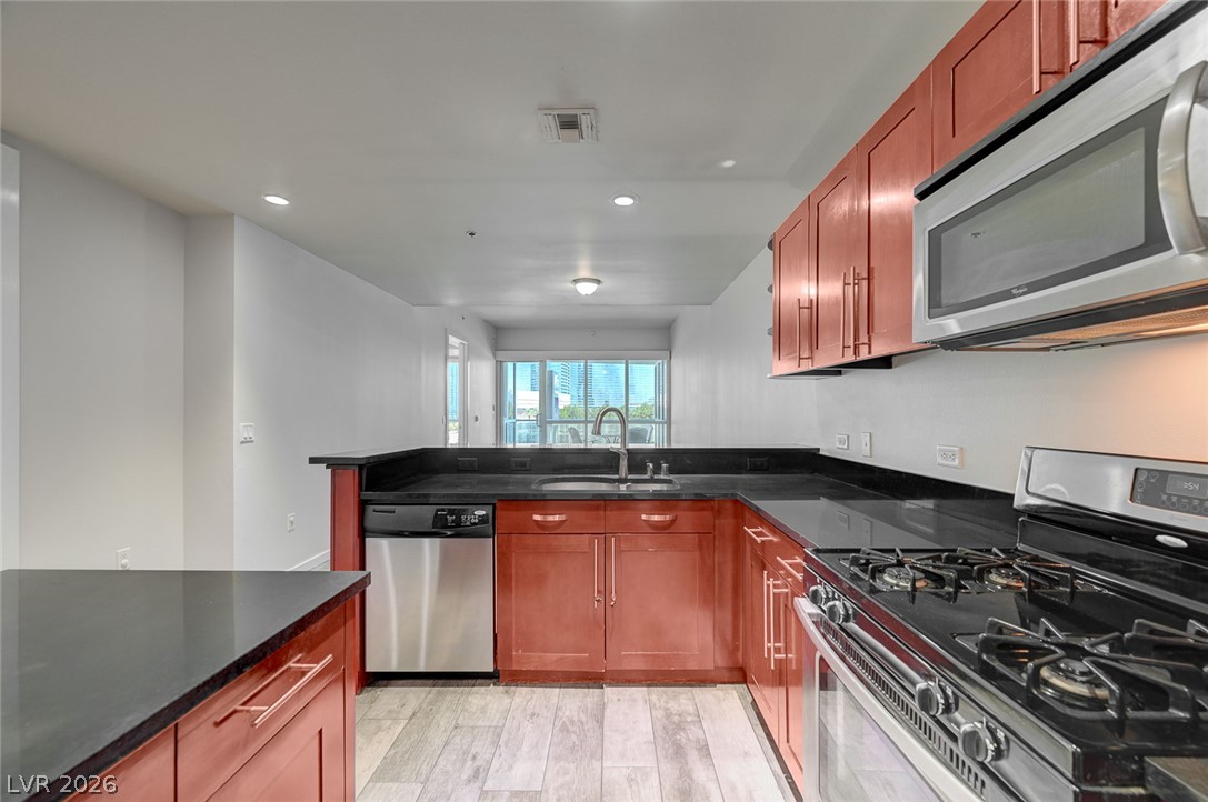 4575 Dean Martin Drive 711