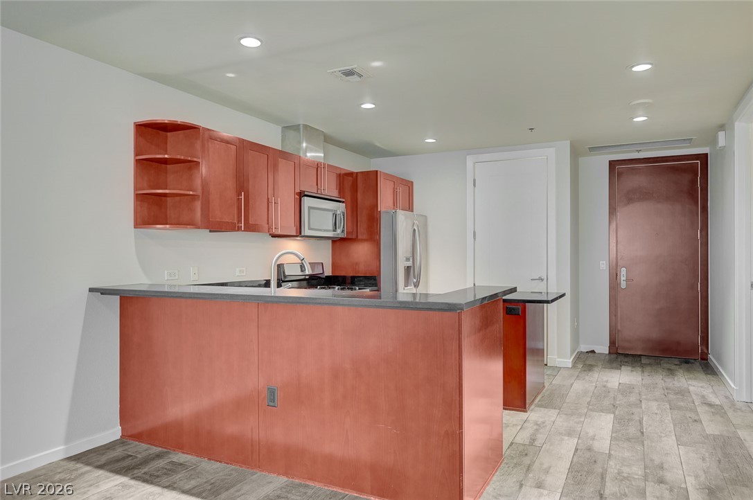 4575 Dean Martin Drive 711