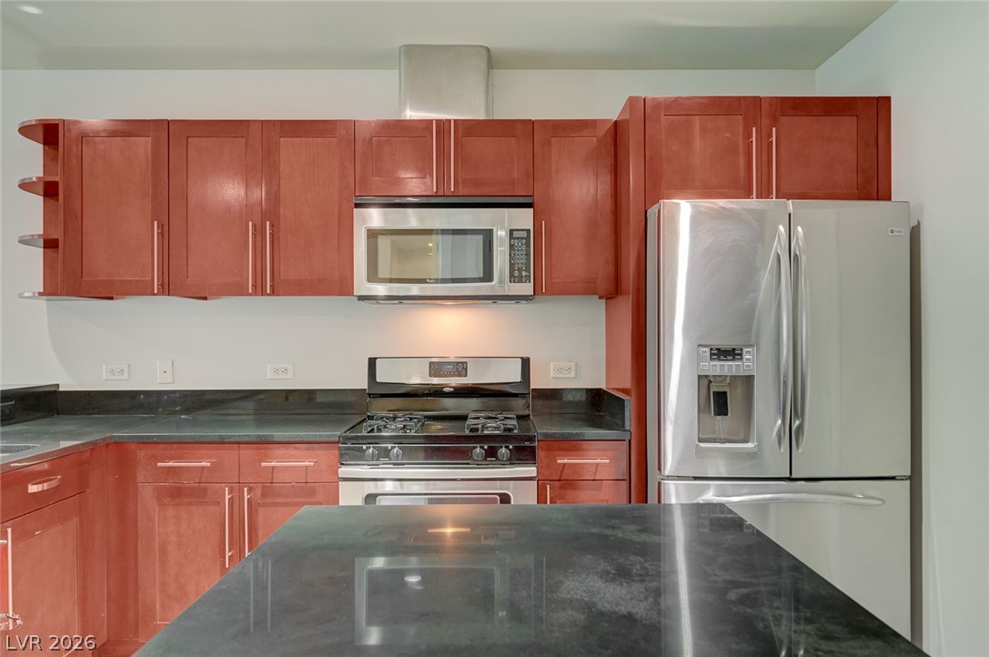 4575 Dean Martin Drive 711
