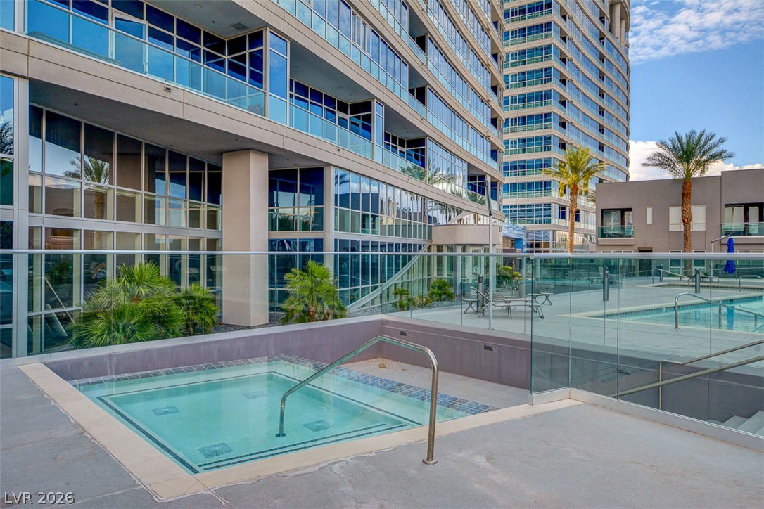 4575 Dean Martin Drive 711