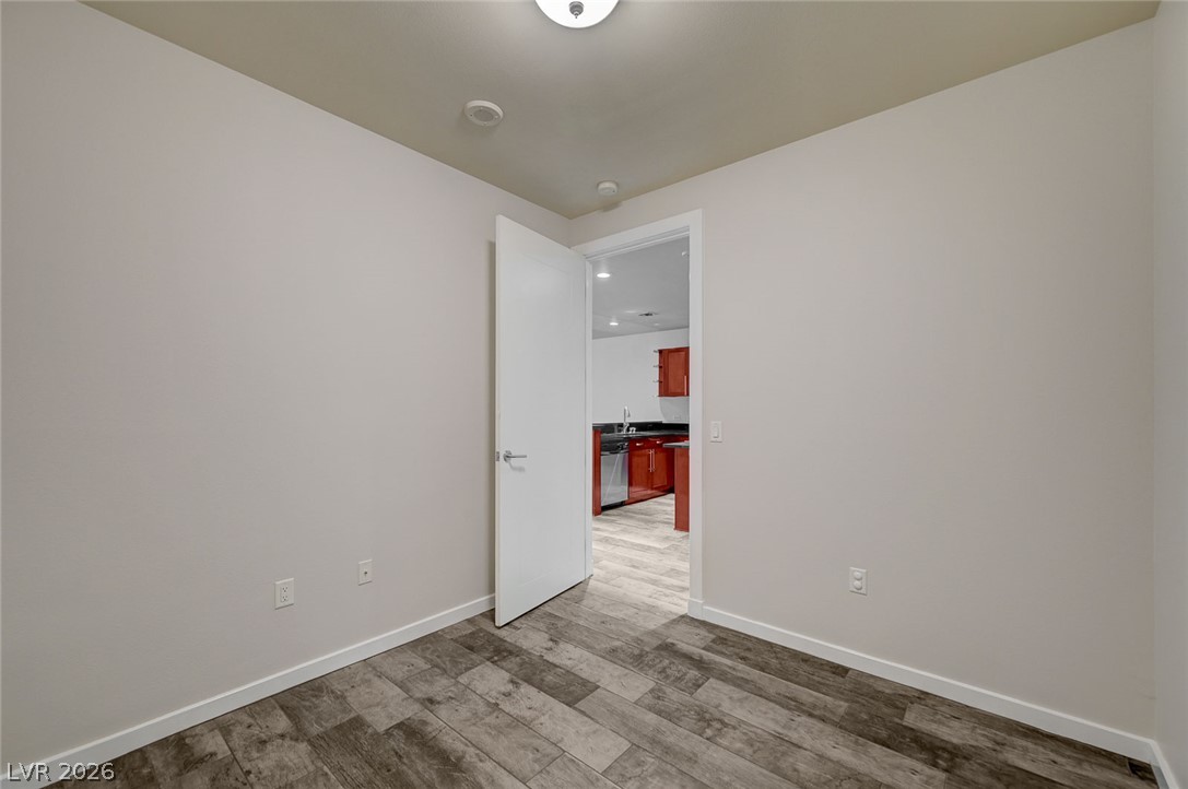 4575 Dean Martin Drive 711