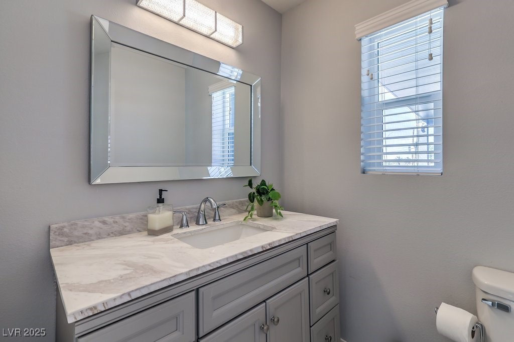 2625 East Russell Road