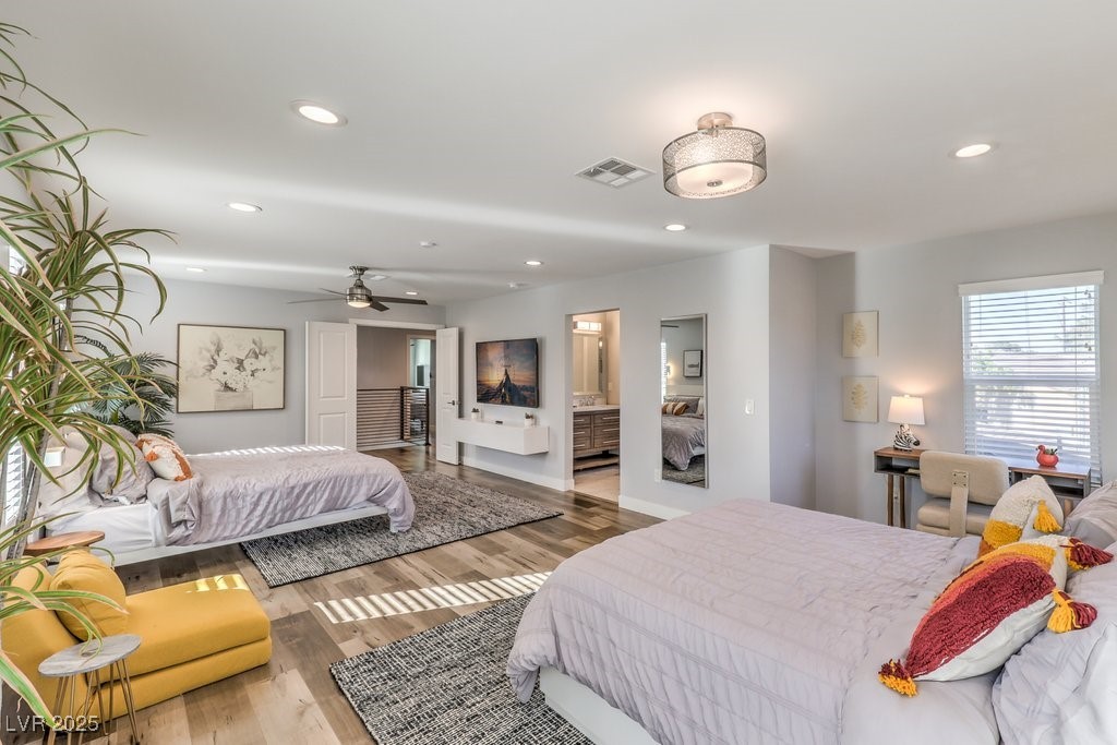 2625 East Russell Road