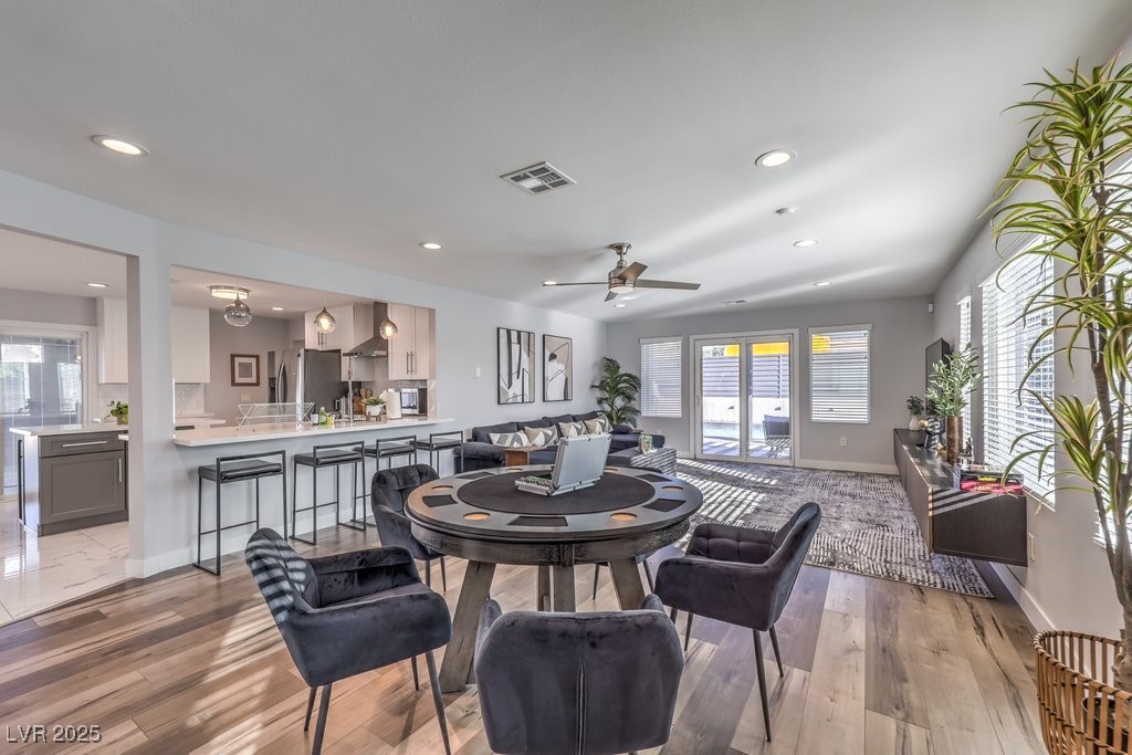 2625 East Russell Road