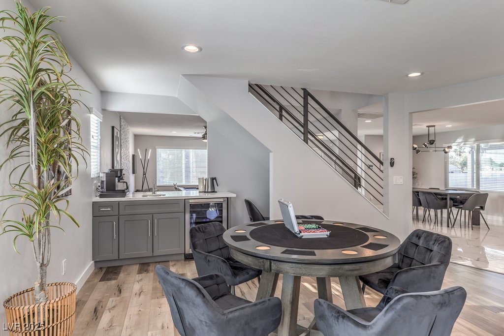 2625 East Russell Road