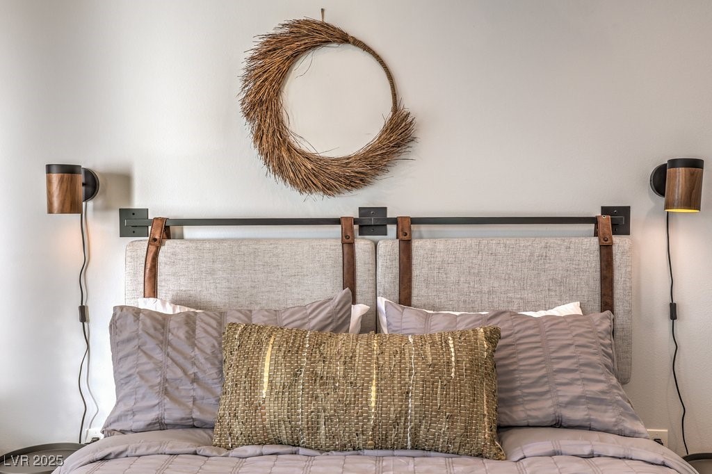 2625 East Russell Road