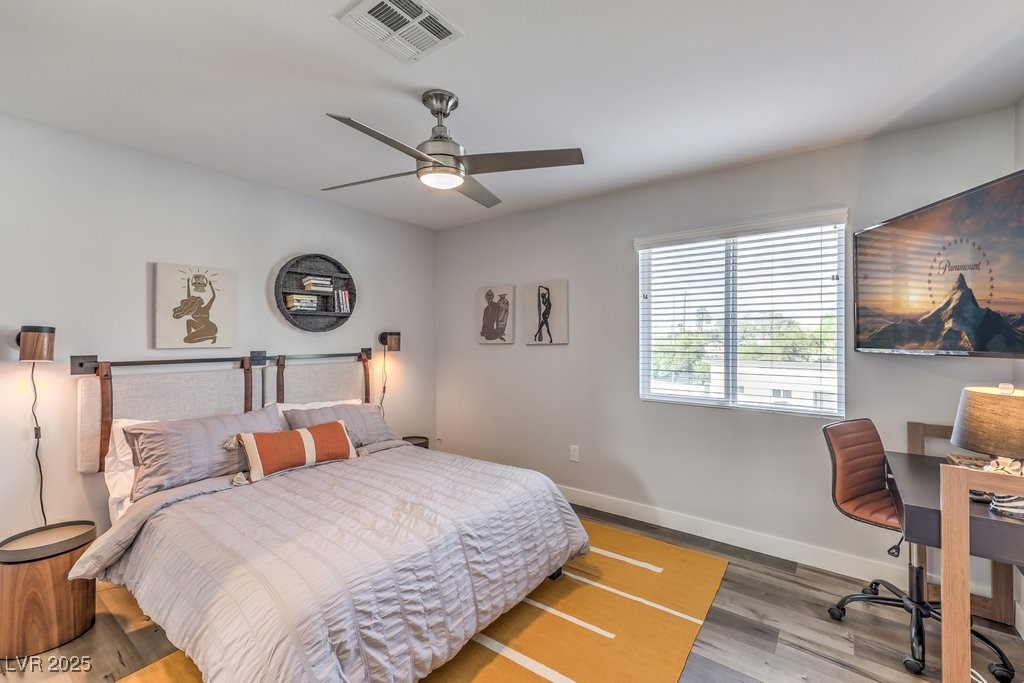 2625 East Russell Road