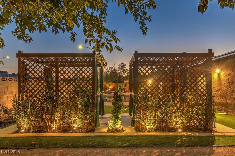 3249 South Torrey Pines Drive