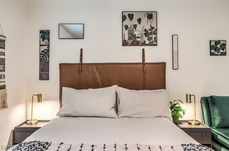 3249 South Torrey Pines Drive