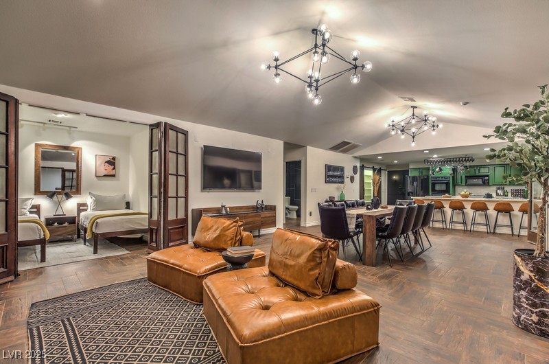 3249 South Torrey Pines Drive