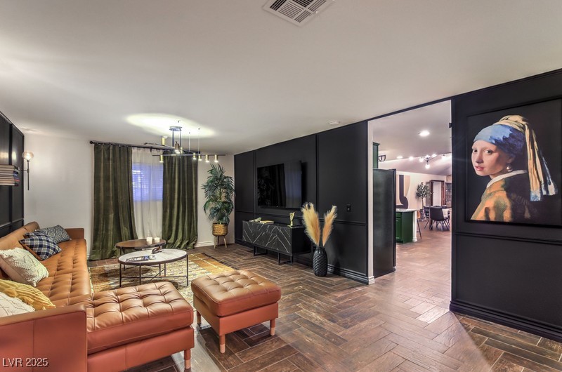 3249 South Torrey Pines Drive