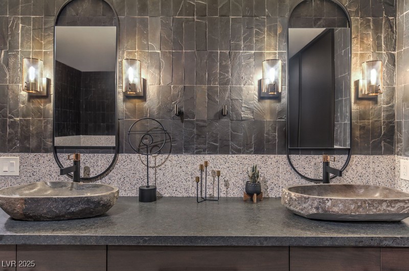 3249 South Torrey Pines Drive