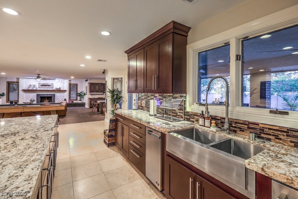 3269 South Torrey Pines Drive