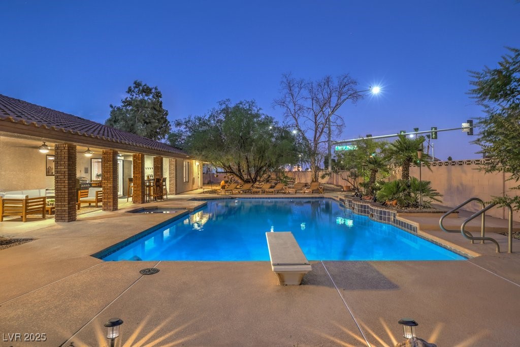 3269 South Torrey Pines Drive