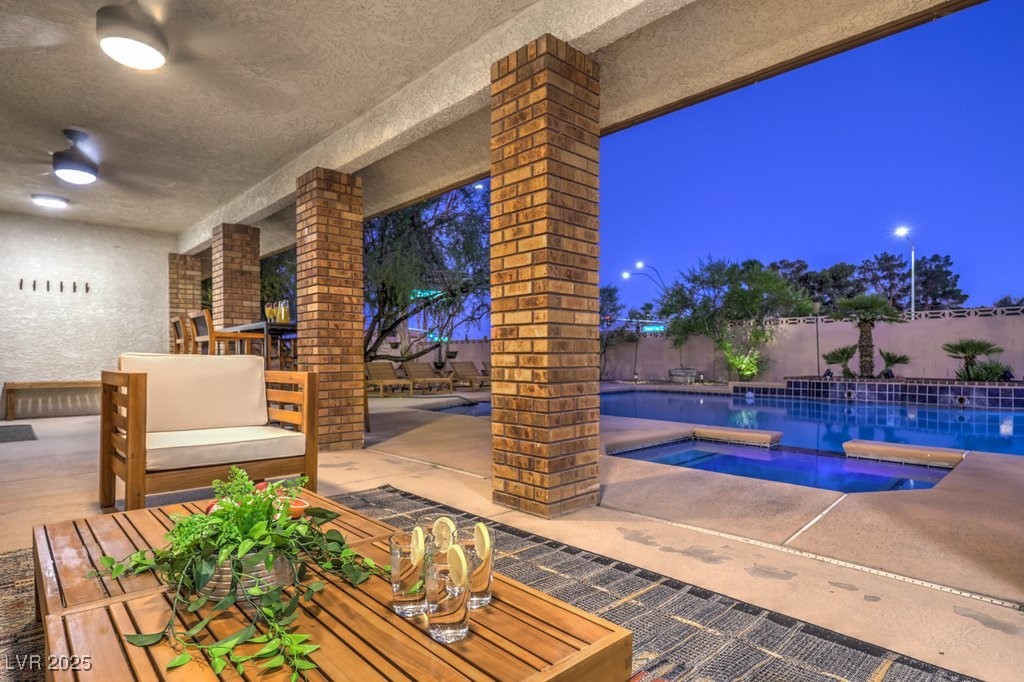 3269 South Torrey Pines Drive