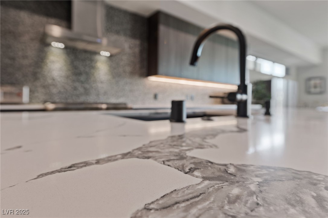 38 Promenade Isle Lane