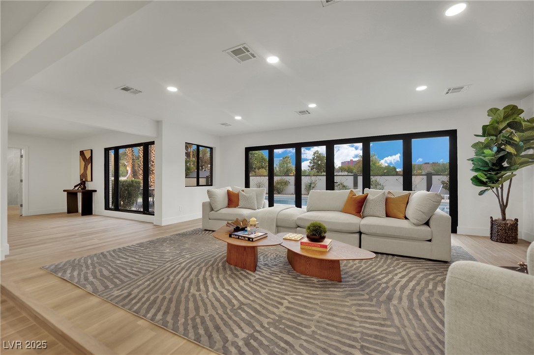 1244 Park Circle