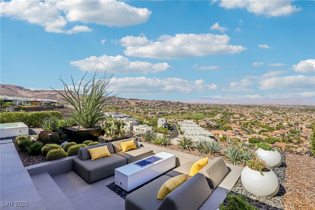 375 Tranquil Peak Court