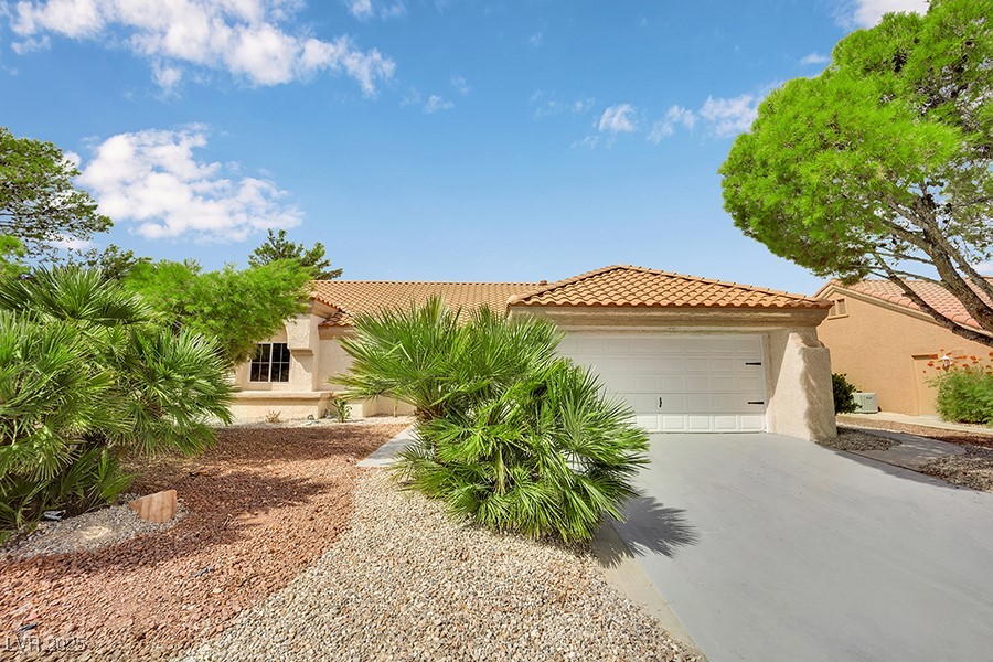2801 Golfside Drive