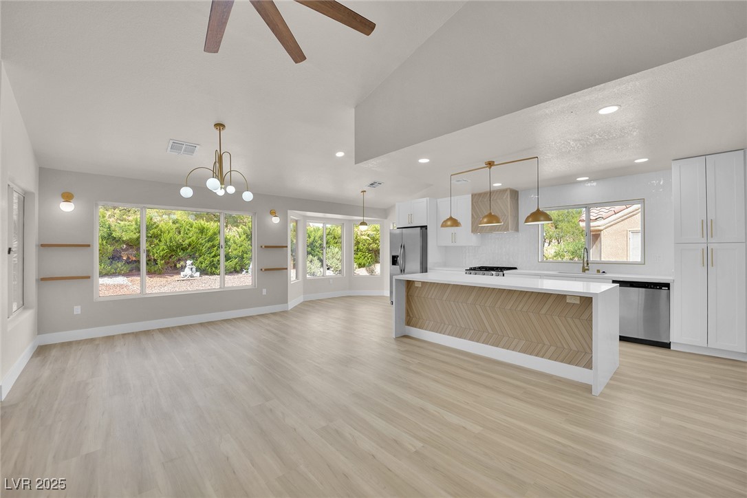 2801 Golfside Drive