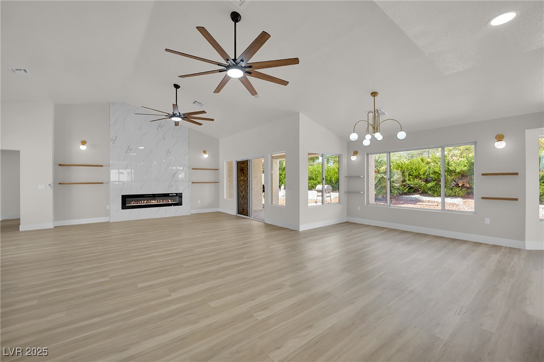 2801 Golfside Drive