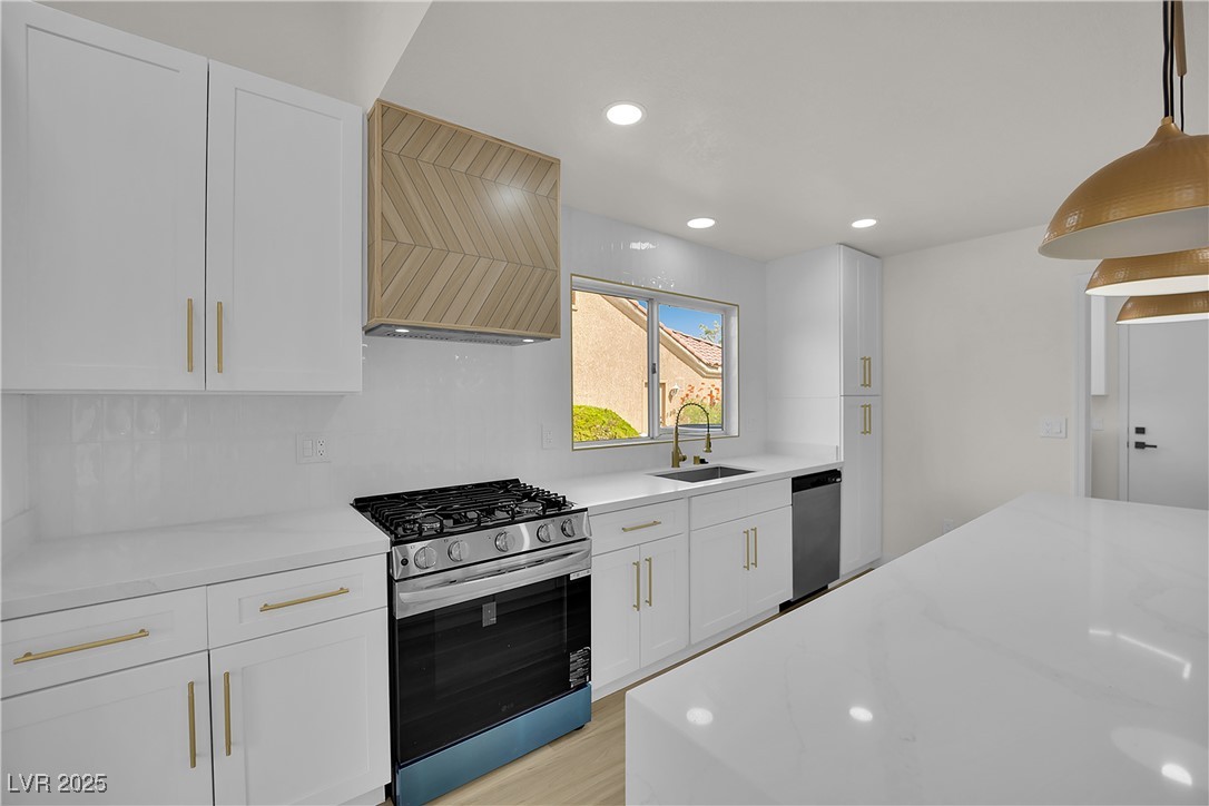 2801 Golfside Drive