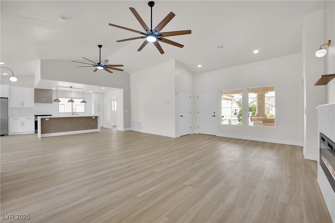2801 Golfside Drive