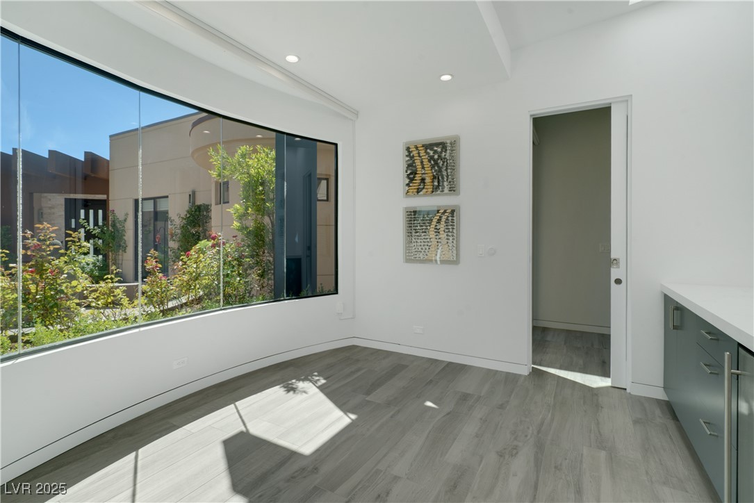 10 Ridge Blossom Road