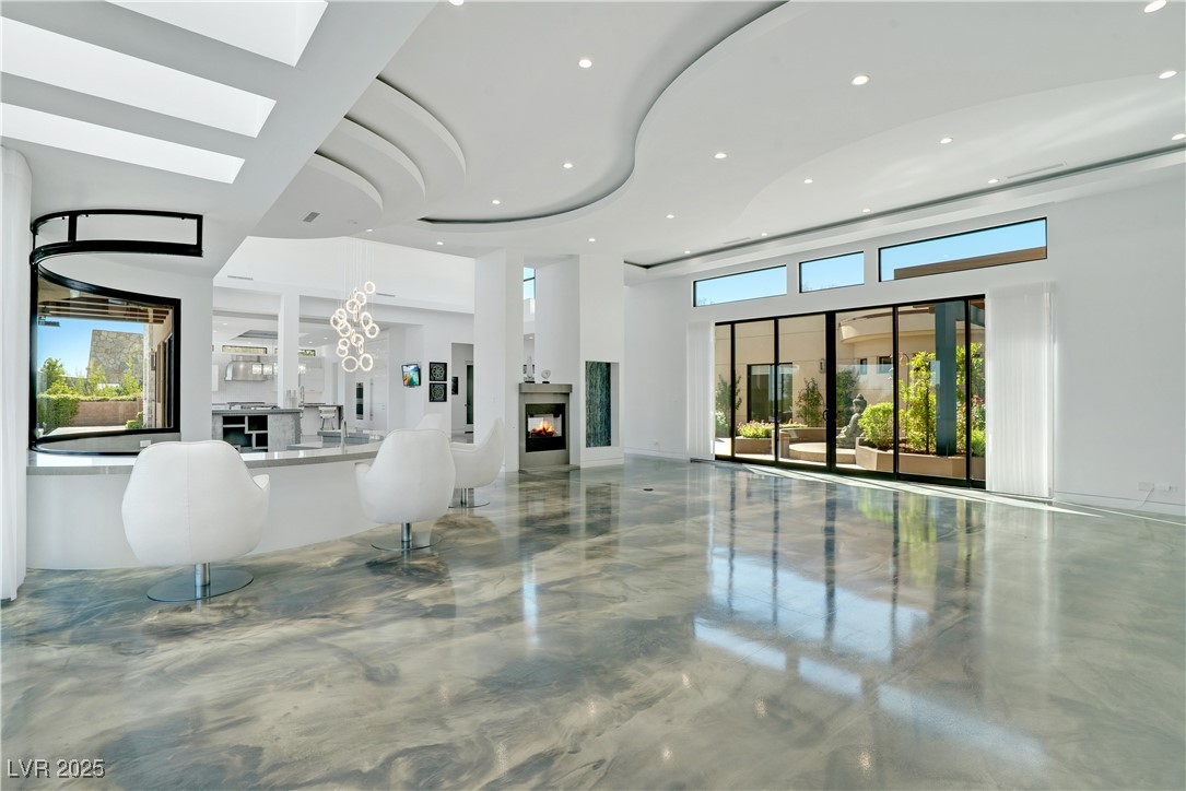 10 Ridge Blossom Road