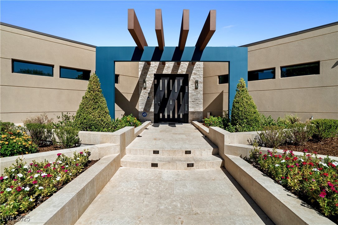 10 Ridge Blossom Road