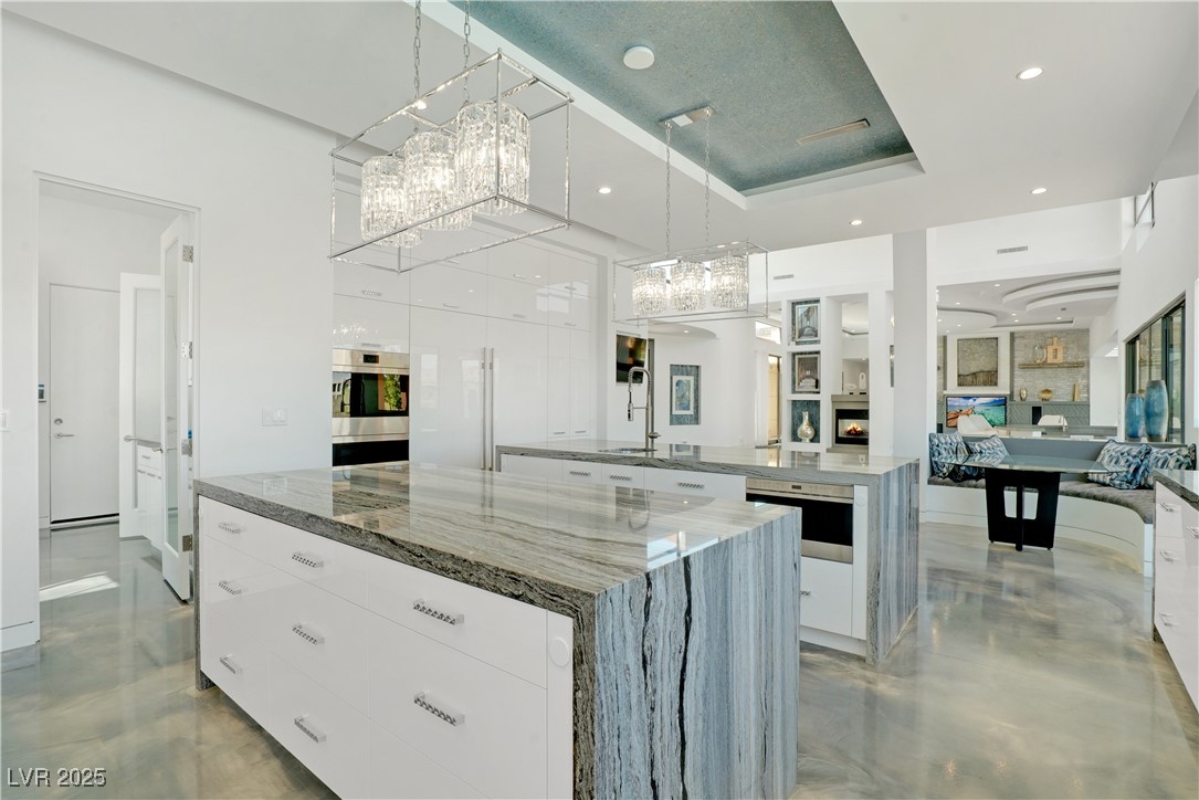 10 Ridge Blossom Road